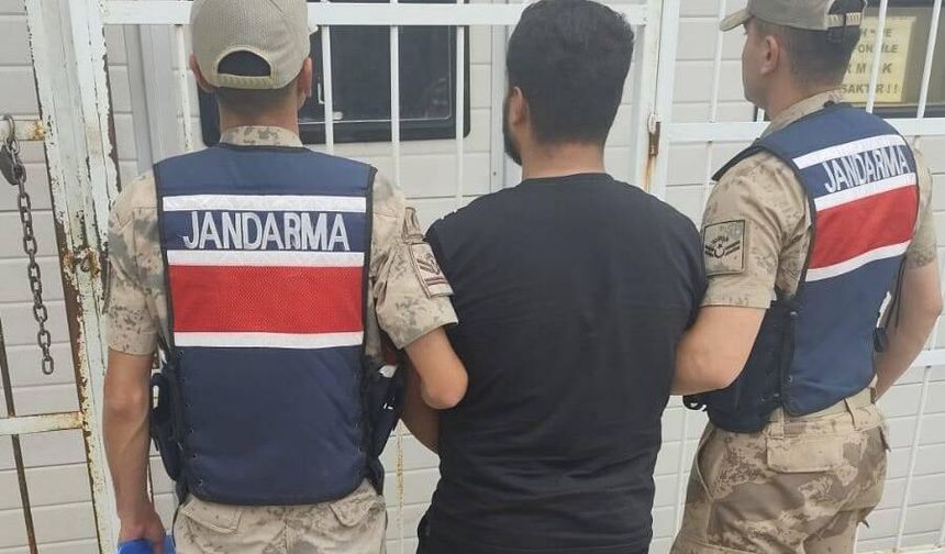 Şanlıurfa’da Hırsızlıktan Aranan Şahıs Yakalandı