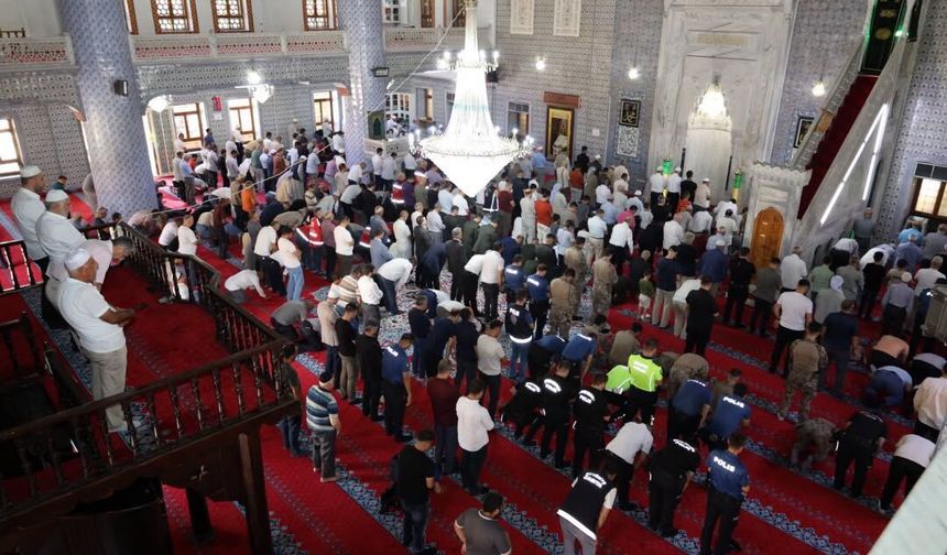 Şanlıurfa’da 15 Temmuz Şehitleri İçin 2 Bin 530 Hatim Okundu