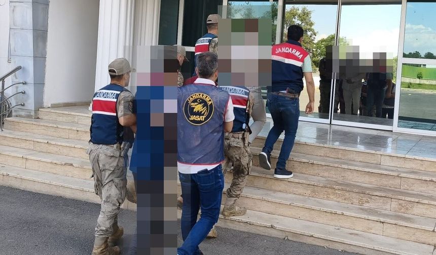 Şanlıurfa’da Göçmen Kaçakçılarına Darbe! 32 Organizatör Yakalandı