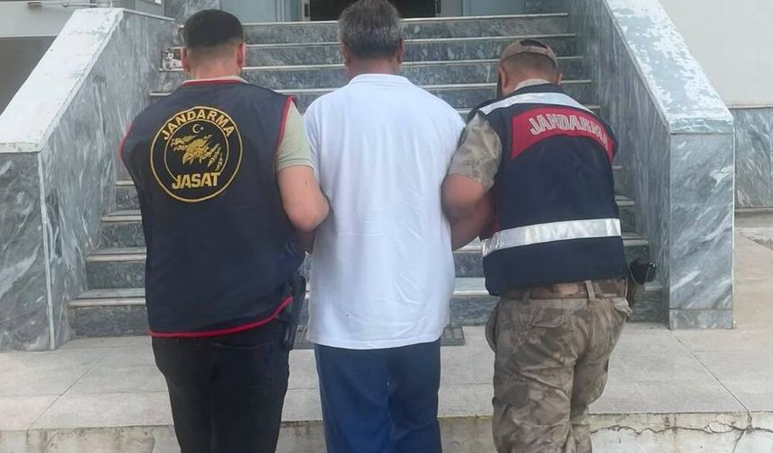13 Yıllık Firari Birecik’te Yakalandı! Jandarmadan Başarılı Operasyon