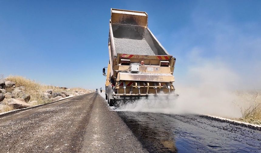 Hilvan'da 8,5 kilometrelik yol yenilendi