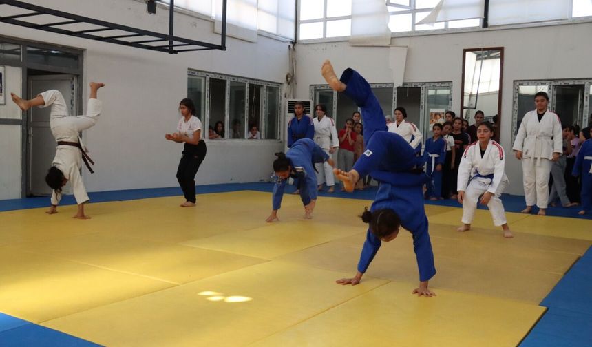 Şanlıurfalı Kız Çocuklarından Judo Sporuna Yoğun İlgi