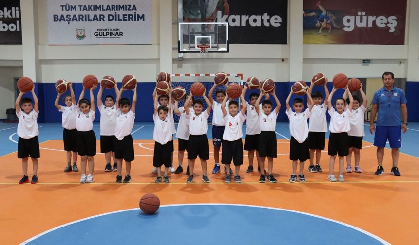 Şanlıurfa Büyükşehir Belediyesi’nden Çocuklara Profesyonel Basketbol Eğitimi