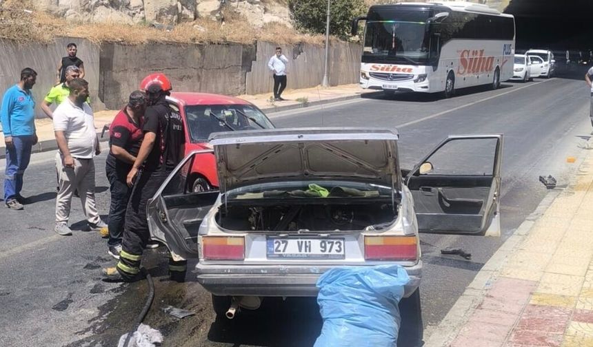 Birecik’te Tünel Çıkışında Feci Kaza: 5 Yaralı