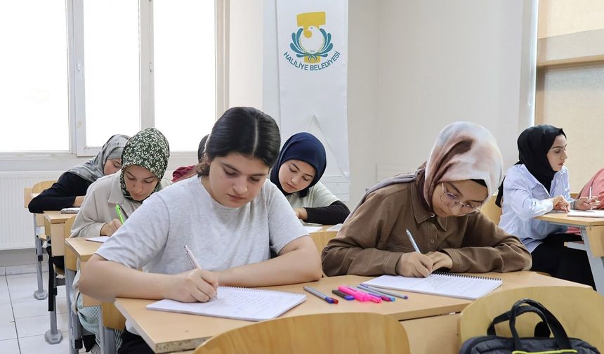Haliliye Belediyesi Gençleri Geleceğe Hazırladı: 95 Başarı