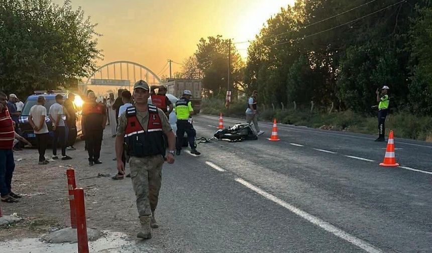 Harran-Akçakale Yolunda Kaza: 1’i Ağır 2 Yaralı
