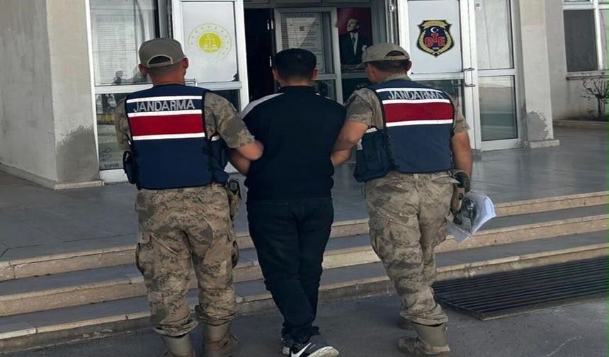 Viranşehir’de jandarmadan nokta atışı! 5 yıl hapis cezası bulunan şahıs yakalandı