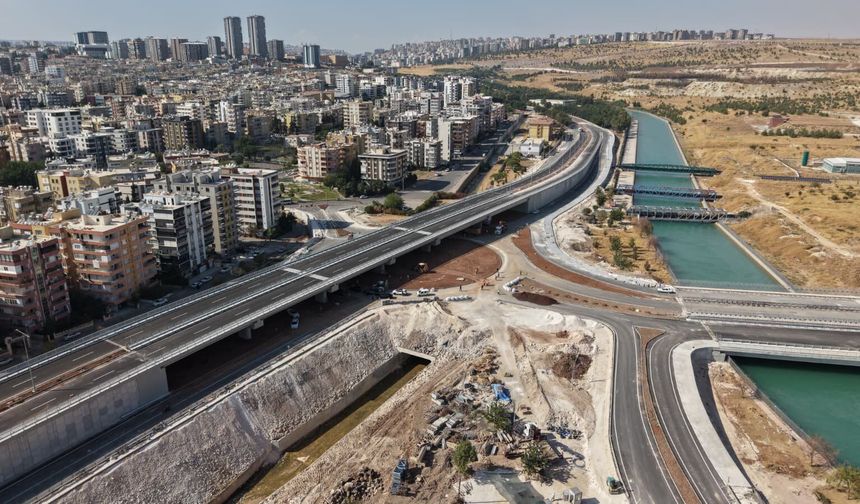 Şanlıurfa’da ulaşımı rahatlatacak kavşaklar açılışa hazırlanıyor