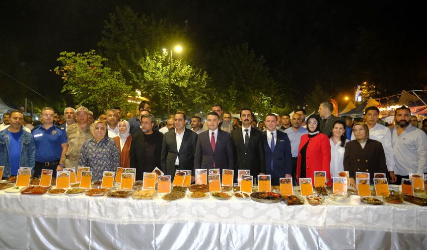 Birecik’te patlıcan şöleni başladı! 63 farklı lezzet görücüye çıktı