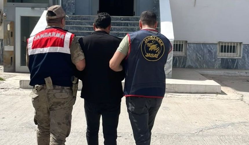 Birecik’te Jandarmadan Kaçamadı! Uyuşturucu Suçundan Aranıyordu