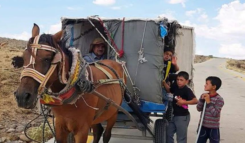 Şanlıurfa’da Zaman Adeta Geriye Sardı! Yüzyıllık Gelenek Hala Yaşıyor