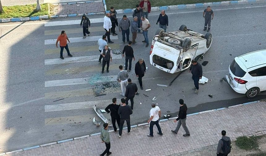 Birecik’te Korkutan Kaza! Belediye Aracıyla Çarpıştı