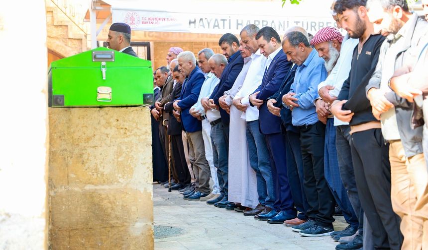 Uşak’ta Devrilen Tırdan Acı Haber! Harranlı Halil’e Veda