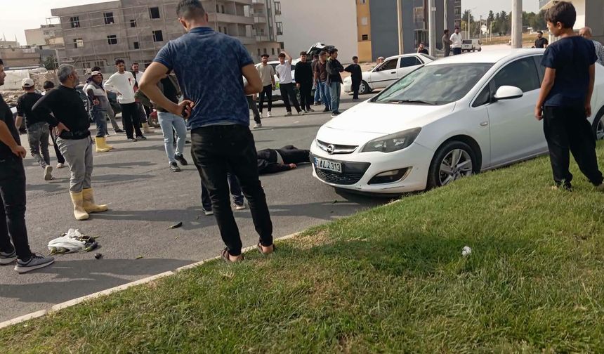 Akçakale’de Otomobil ile Motosiklet Çarpıştı! Sürücünün Durumu Ağır