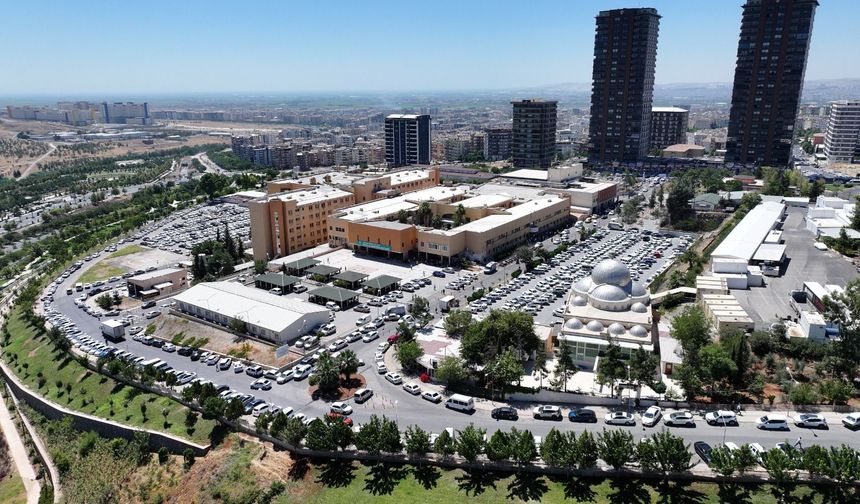 Hastanede Bir İlk: Omurga Kırıklarında Minimal İnvaziv Cerrahi Dönemi