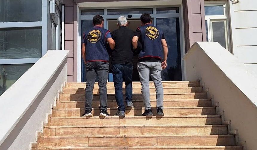 Şanlıurfa’da 5 Yıl Hapis Cezası Bulunan Firari Suruç’ta Yakalandı