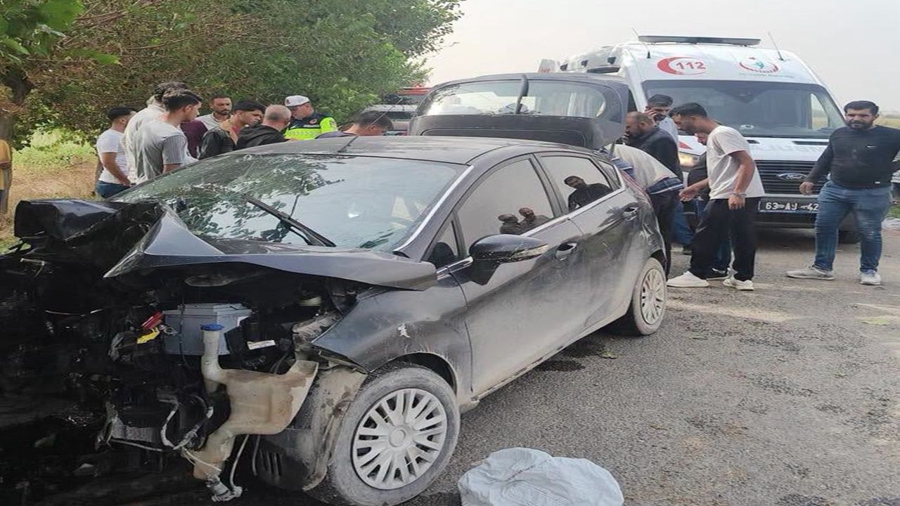 Şanlıurfa’da Otomobil Ağaca Çarptı: 3 Yaralı